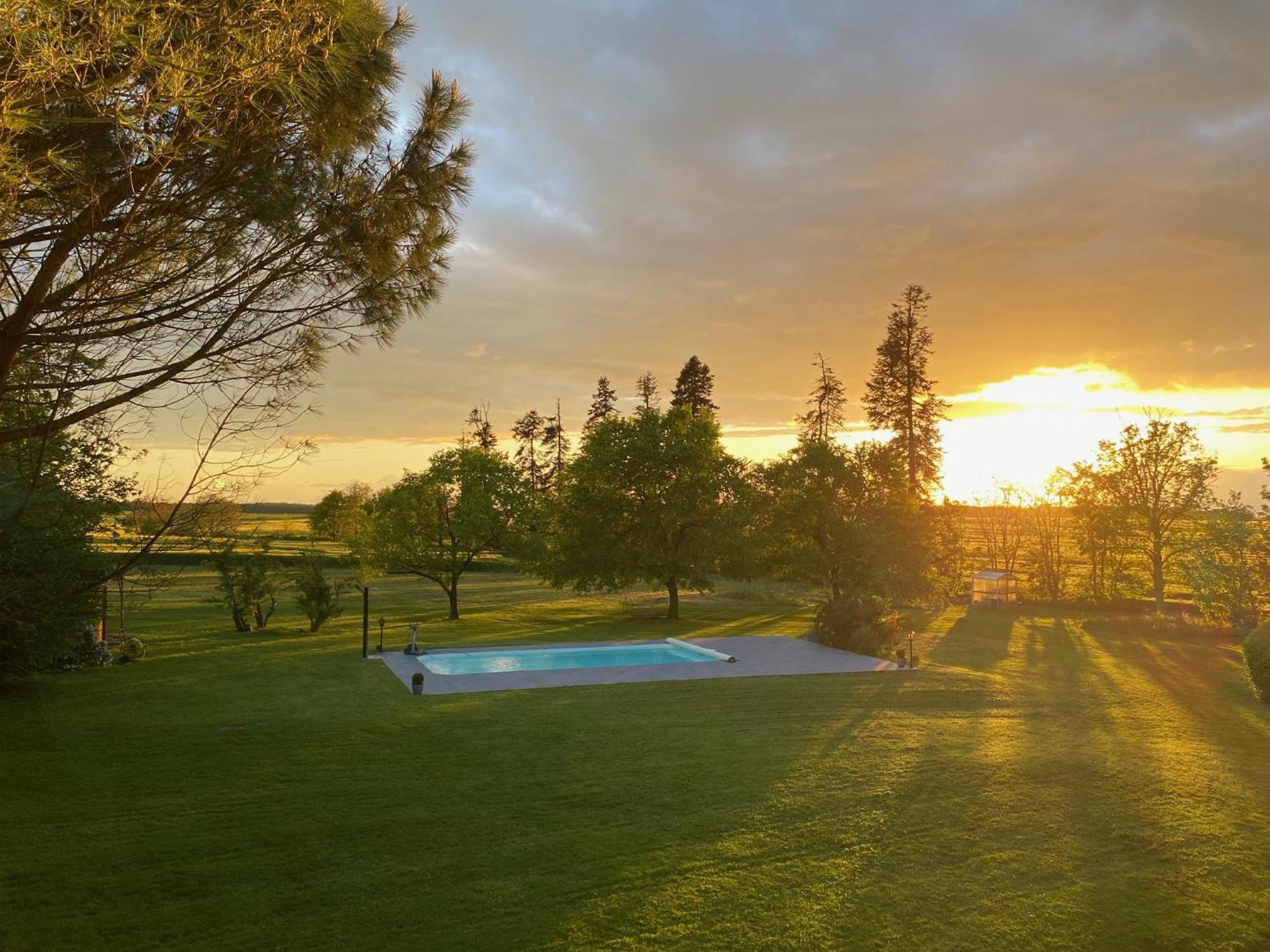 Domaine De Treuillaud Bed & Breakfast Villers-les-Ormes Luaran gambar